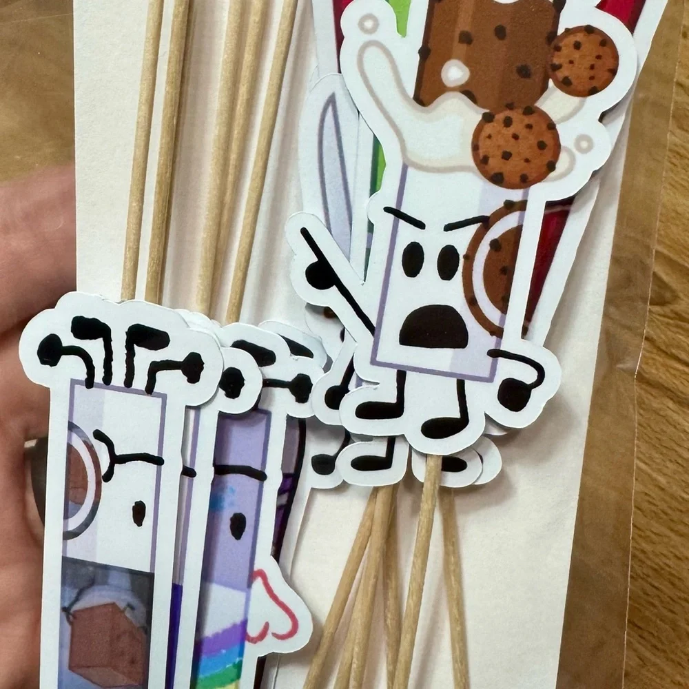 Roblox find the markers Character Cupcake Toppers